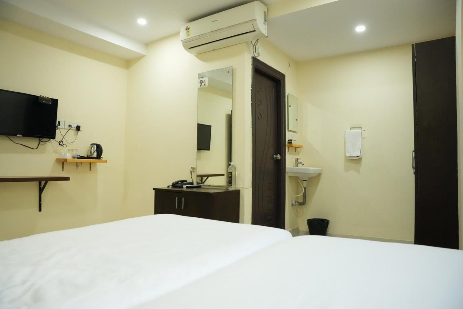 Da Lara Suites Kondapur  Kültér fotó