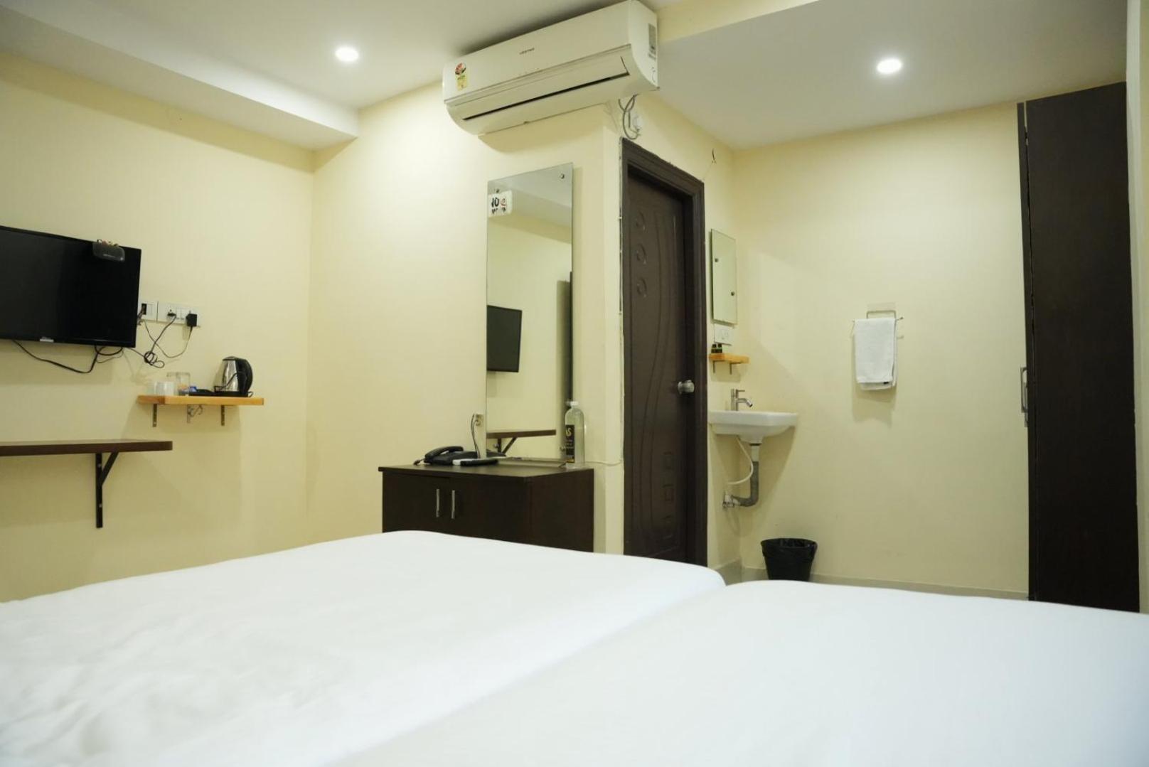 Da Lara Suites Kondapur  Kültér fotó